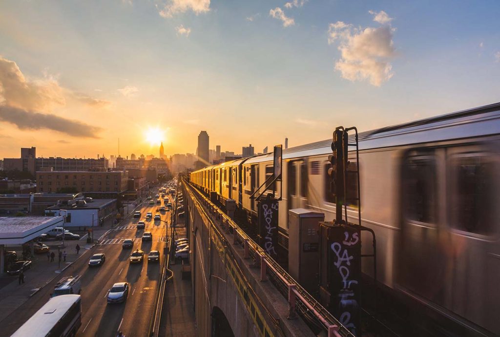How to Easily Use the Subway and Bus in New York City